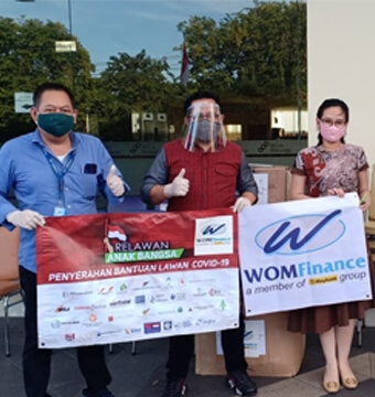 WOM Finance Donasikan APD  Ke Rumah Sakit di Jawa Timur